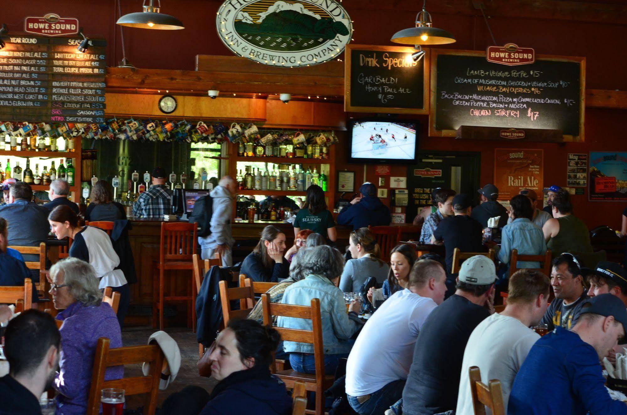 Howe Sound Inn & Brewing Company Сквомиш Экстерьер фото